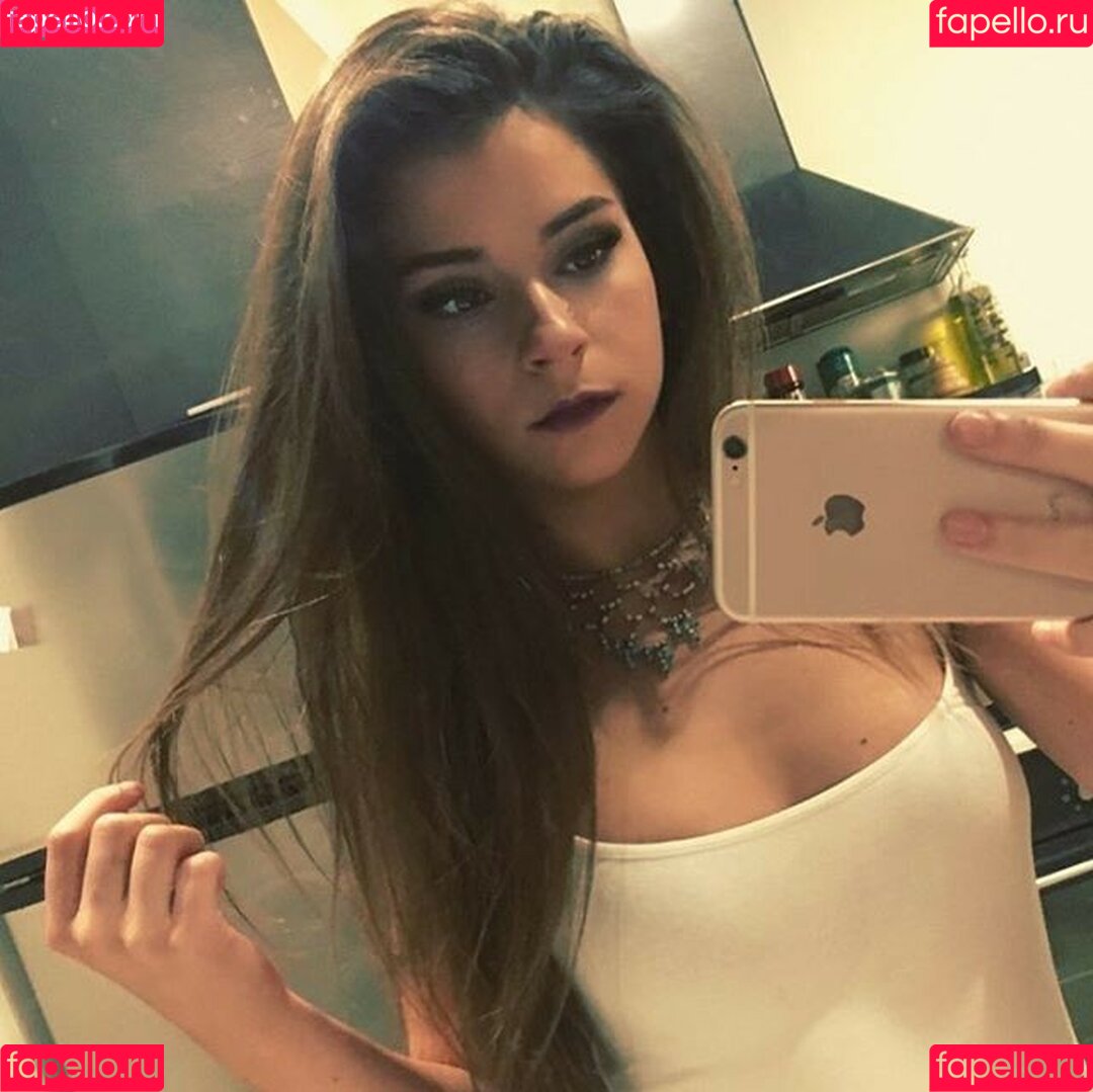 Madison Deck Onlyfans Photo Gallery 