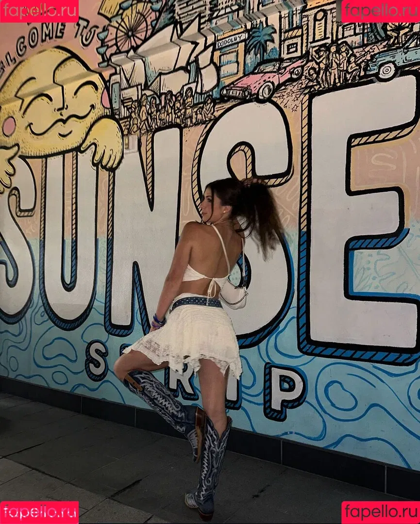 Gibson Sisters Onlyfans Photo Gallery 