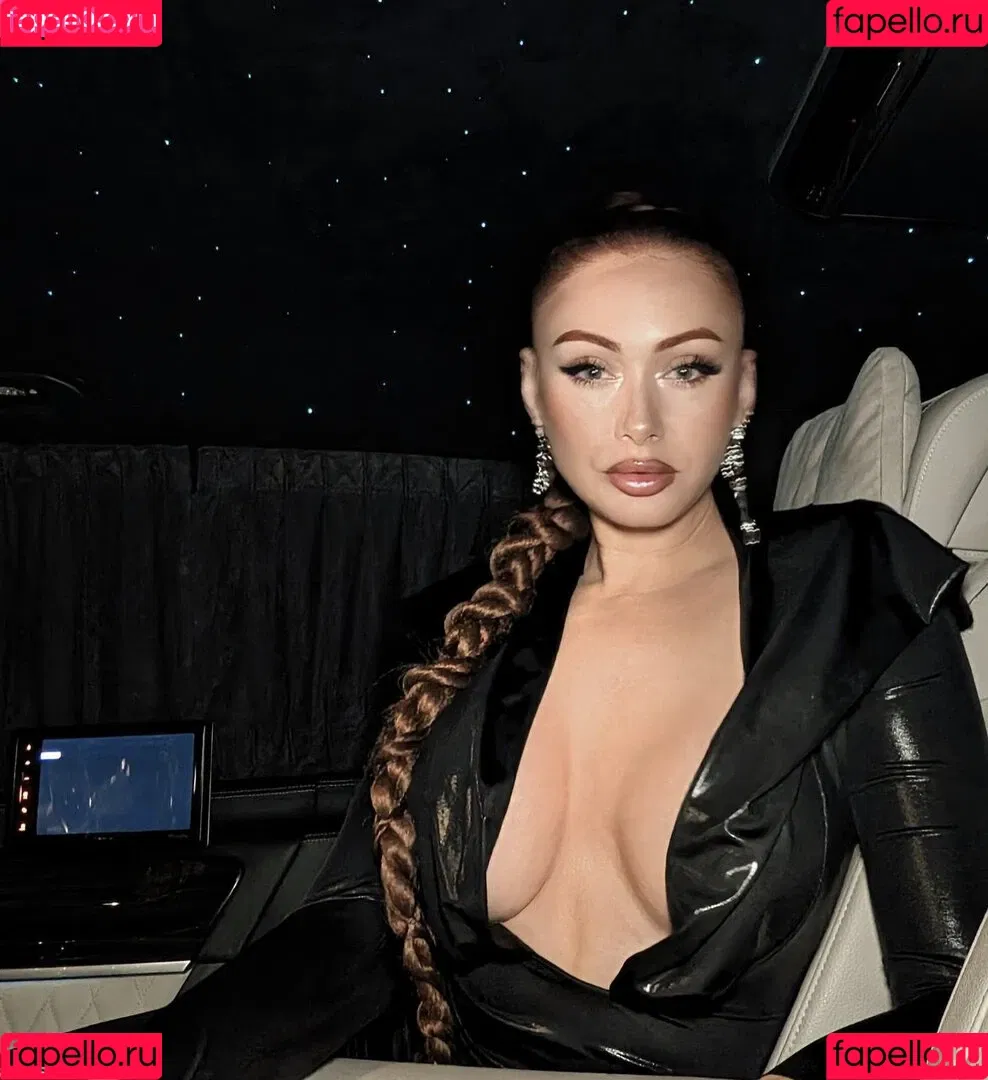 Elzthewitch Onlyfans Photo Gallery 