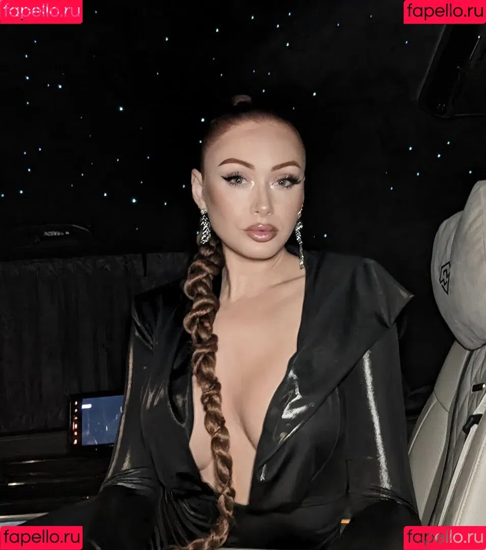 Elzthewitch Onlyfans Photo Gallery 