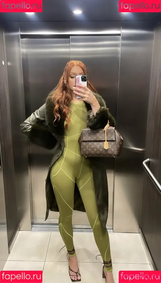 Elzthewitch Onlyfans Photo Gallery 