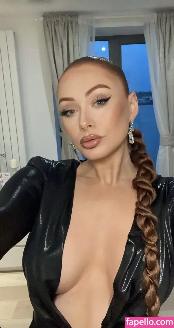 Elzthewitch Onlyfans Photo Gallery 