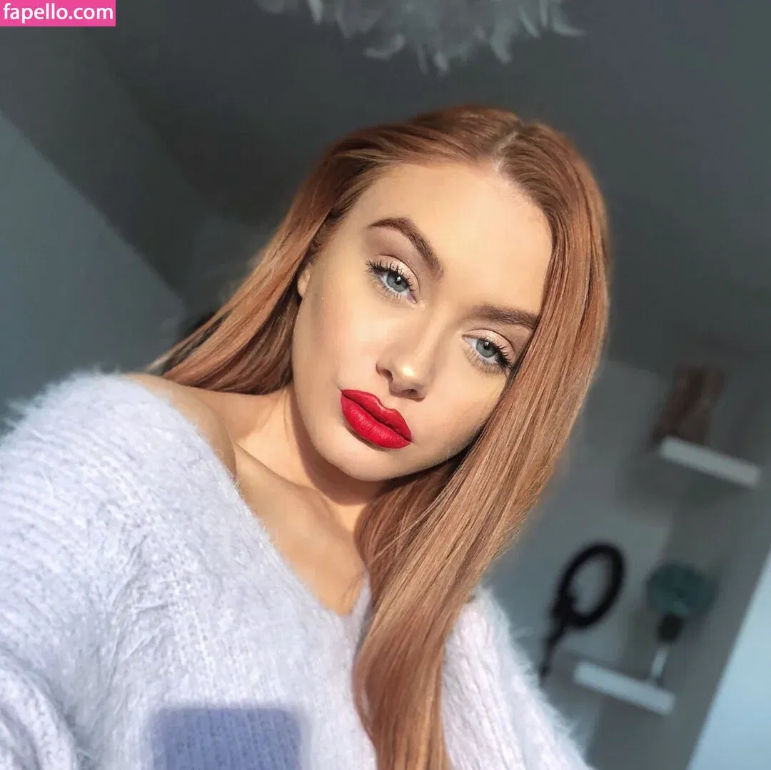 Elzthewitch Onlyfans Photo Gallery 