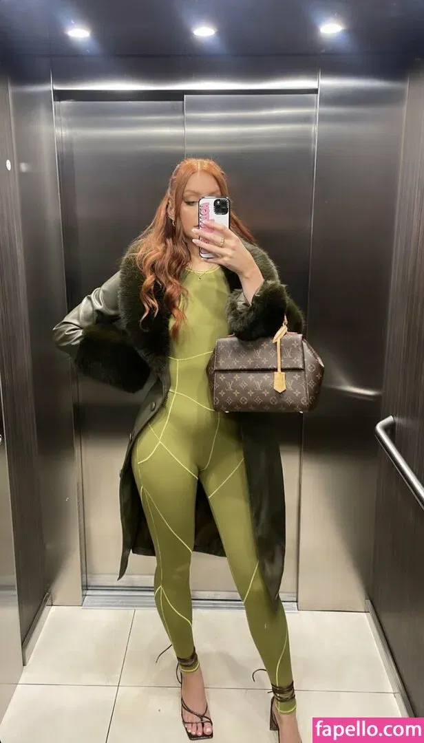 Elzthewitch Onlyfans Photo Gallery 