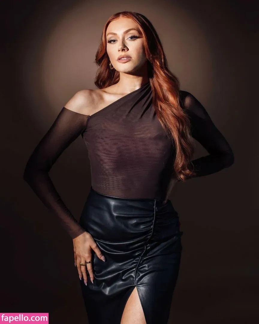 Elzthewitch Onlyfans Photo Gallery 