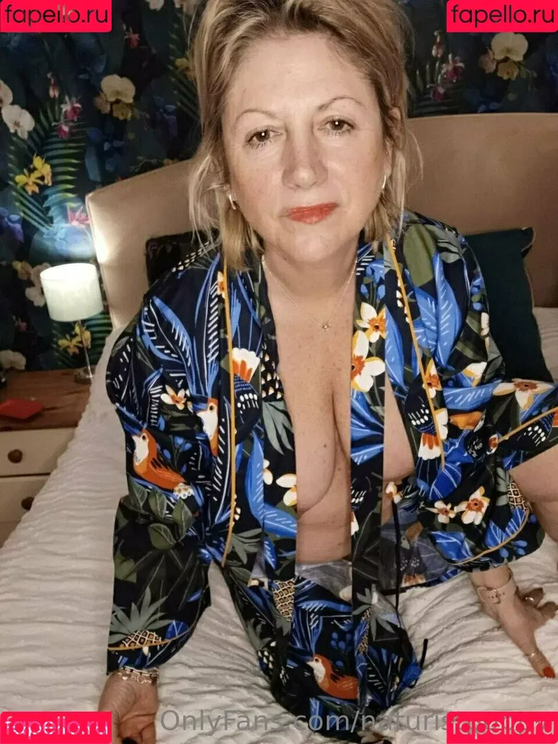 naturistpoppy Onlyfans Photo Gallery 