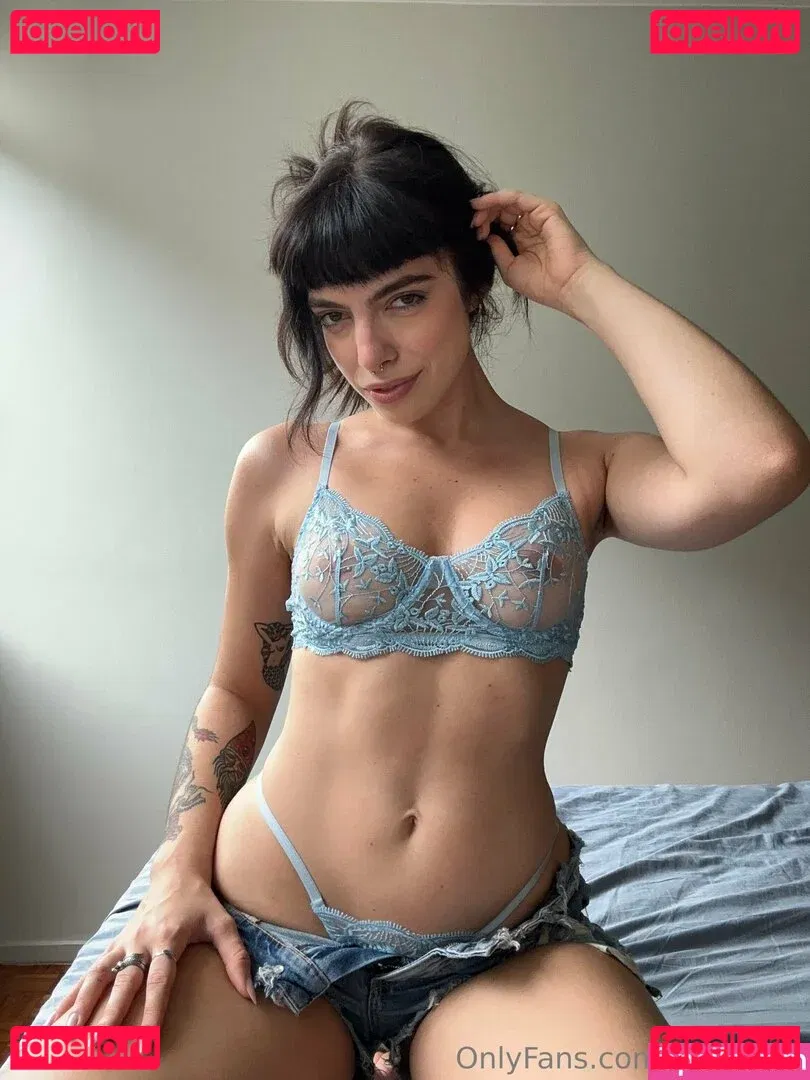 lizfermini Onlyfans Photo Gallery 