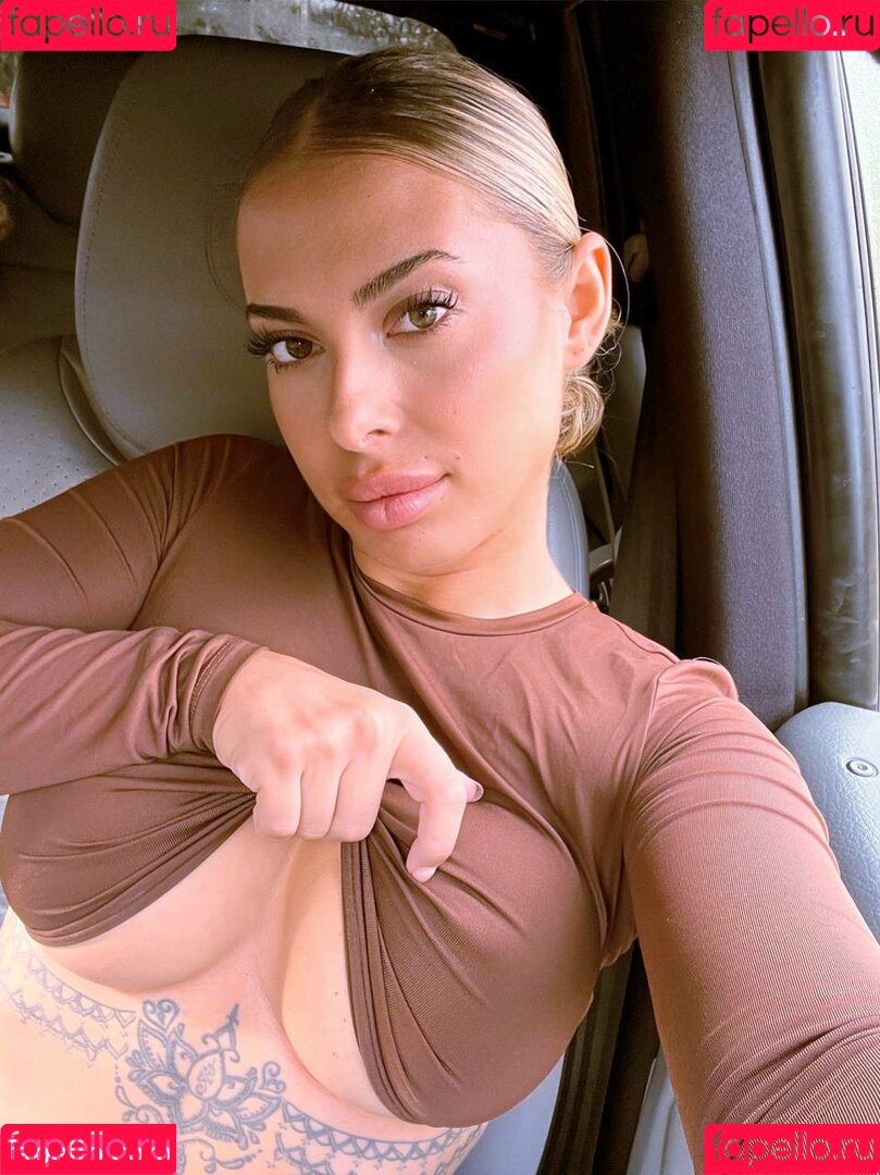 Selena Perez Onlyfans Photo Gallery 