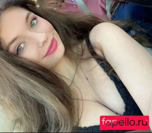 lydialoverenae Onlyfans Photo Gallery 