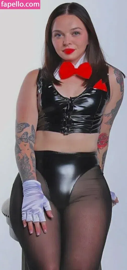 Mielle SG Onlyfans Photo Gallery 