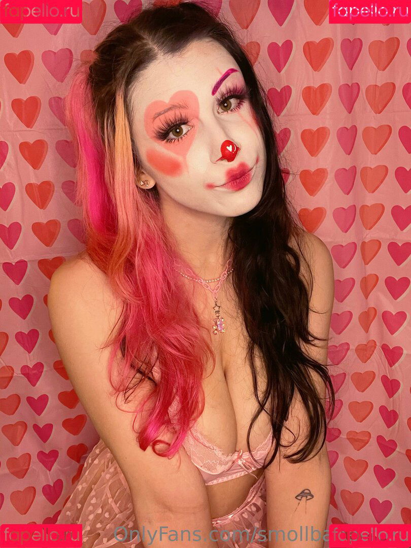 smollbabeyfree Onlyfans Photo Gallery 