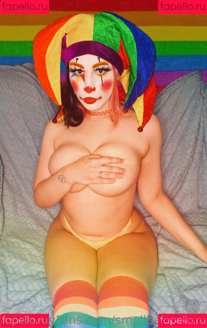 smollbabeyfree Onlyfans Photo Gallery 