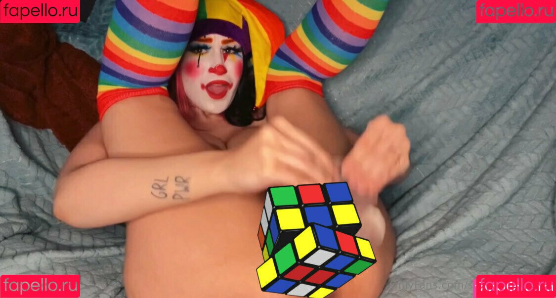 smollbabeyfree Onlyfans Photo Gallery 