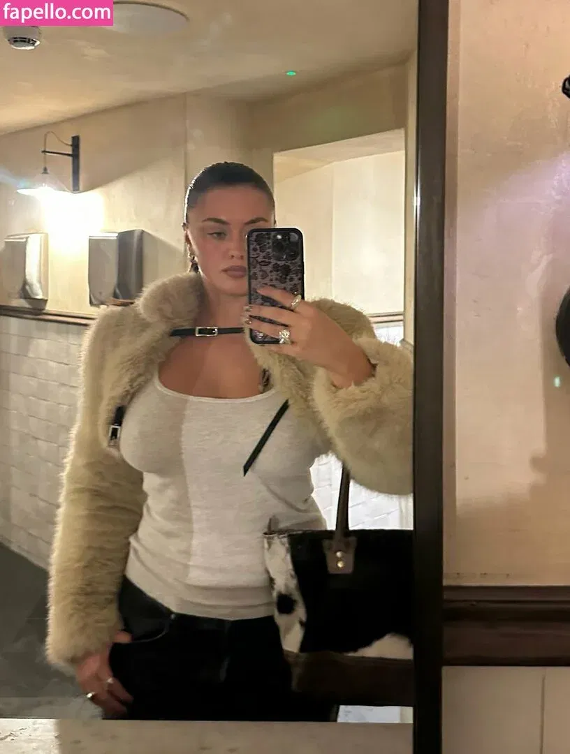 Millie Hannah Onlyfans Photo Gallery 