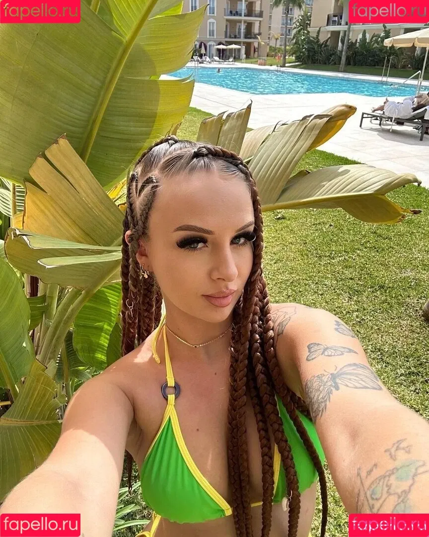 Michellemelodyx Onlyfans Photo Gallery 