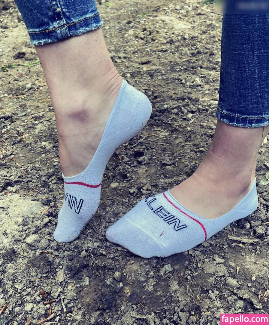 socksqueenforyou Onlyfans Photo Gallery 