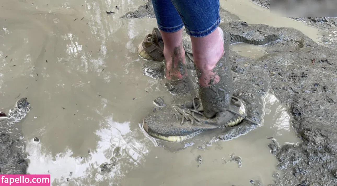 socksqueenforyou Onlyfans Photo Gallery 