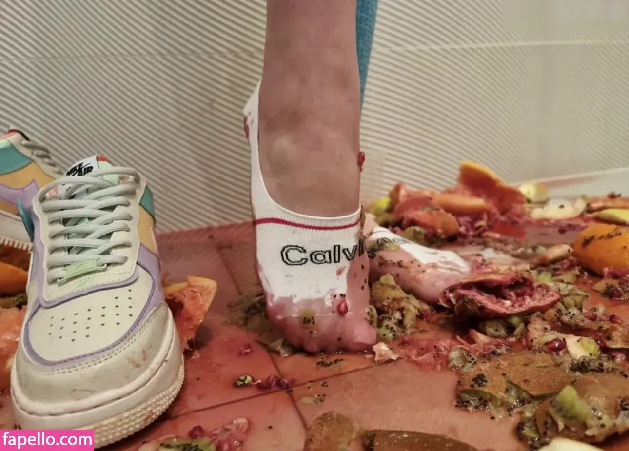 socksqueenforyou Onlyfans Photo Gallery 