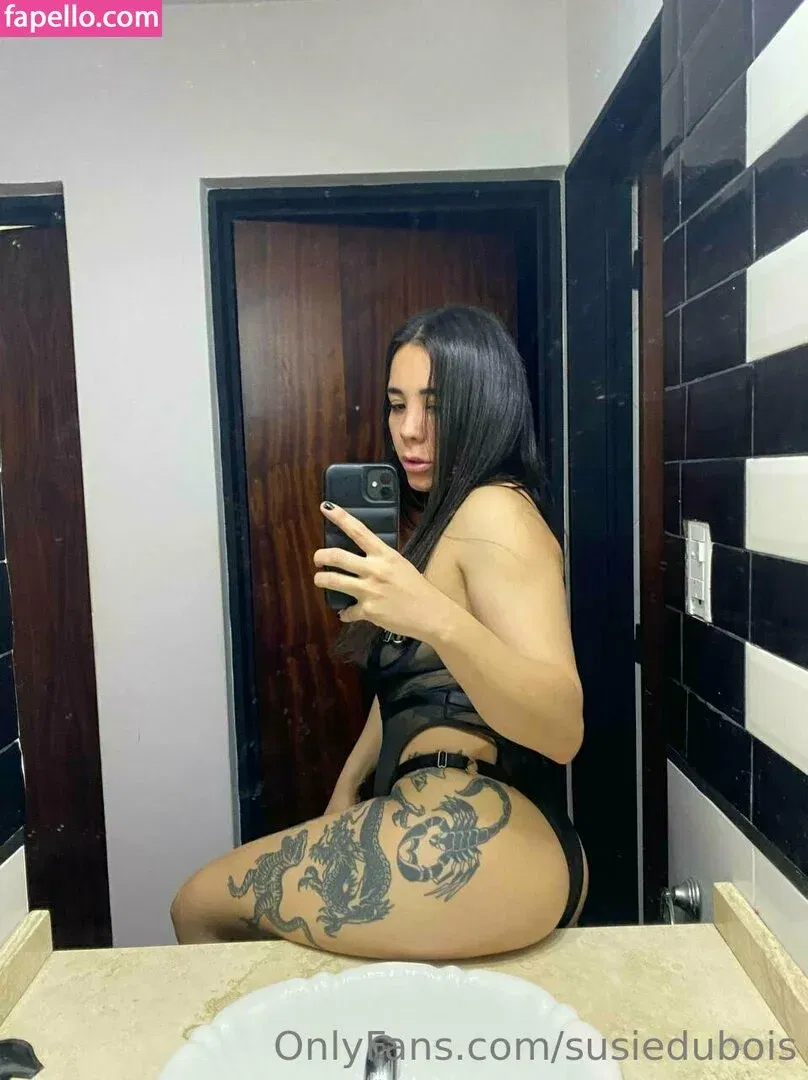 susiedubois Onlyfans Photo Gallery 