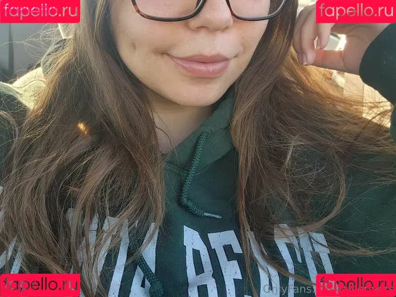Allie Rivers Onlyfans Photo Gallery 