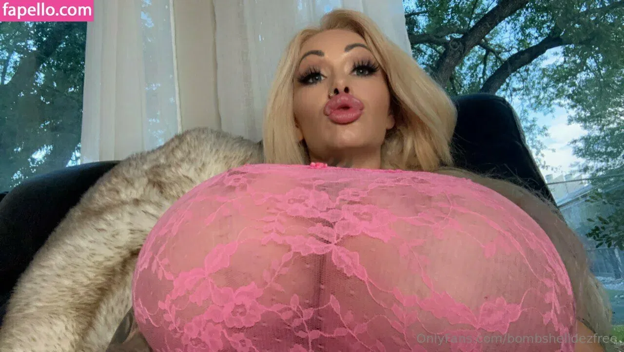 bombshelldezfree Onlyfans Photo Gallery 