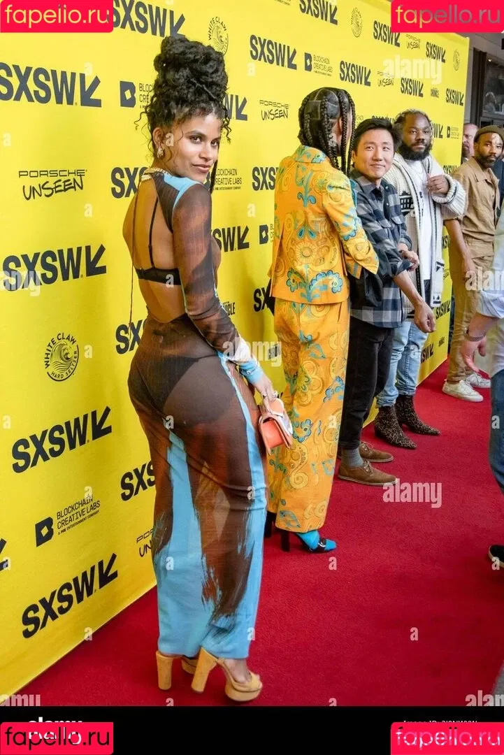 Zazie Beetz Onlyfans Photo Gallery 
