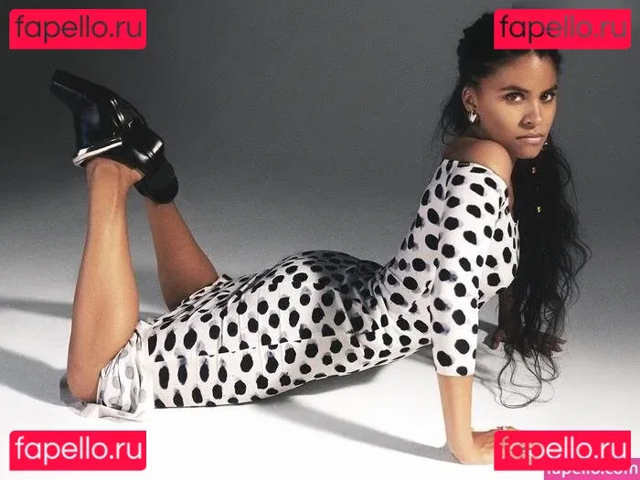 Zazie Beetz Onlyfans Photo Gallery 