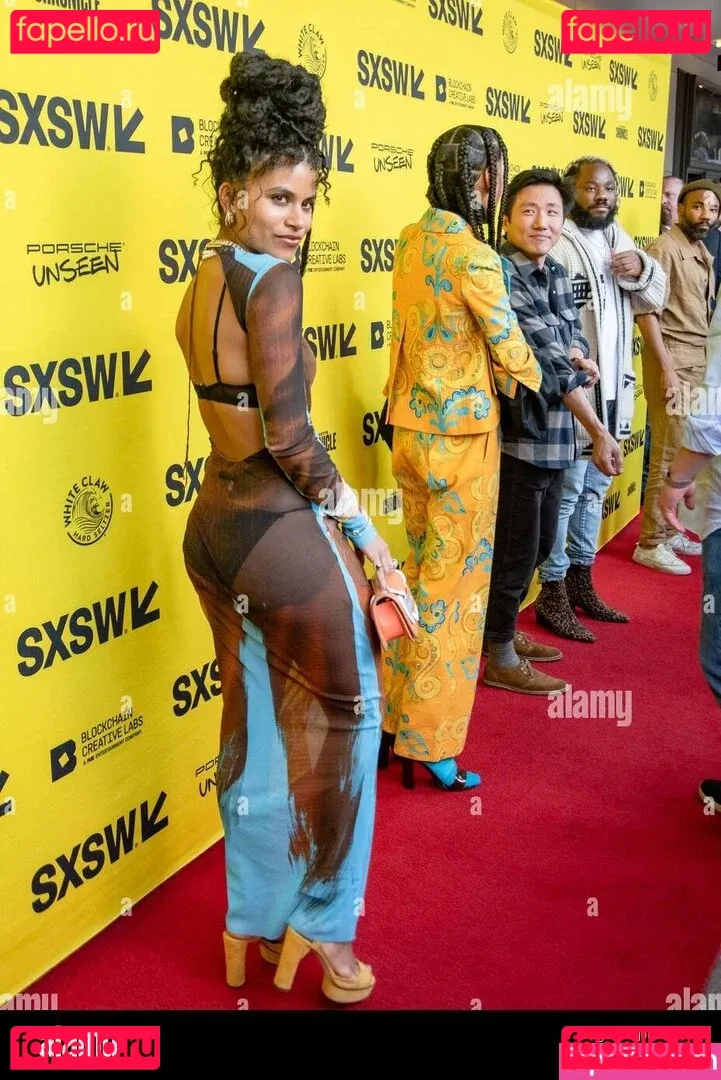 Zazie Beetz Onlyfans Photo Gallery 