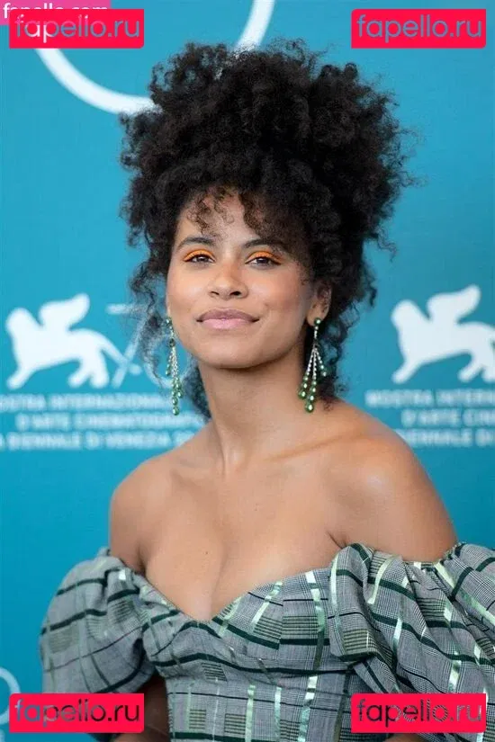 Zazie Beetz Onlyfans Photo Gallery 