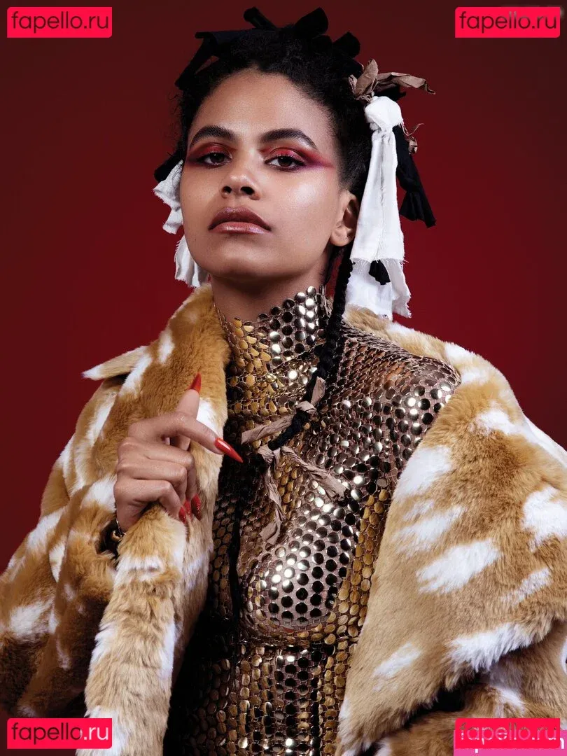 Zazie Beetz Onlyfans Photo Gallery 