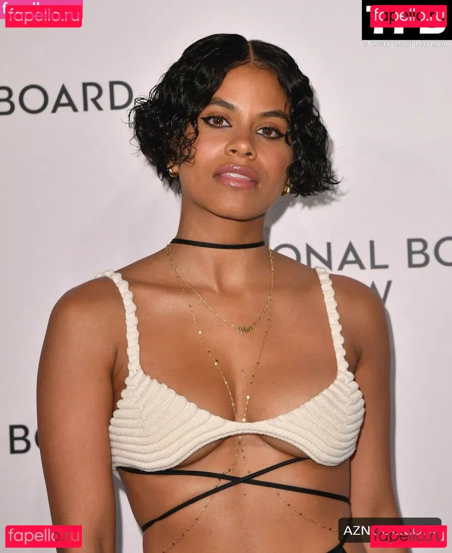 Zazie Beetz Onlyfans Photo Gallery 
