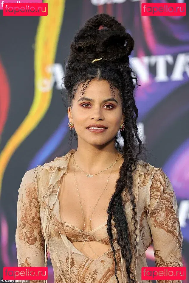 Zazie Beetz Onlyfans Photo Gallery 