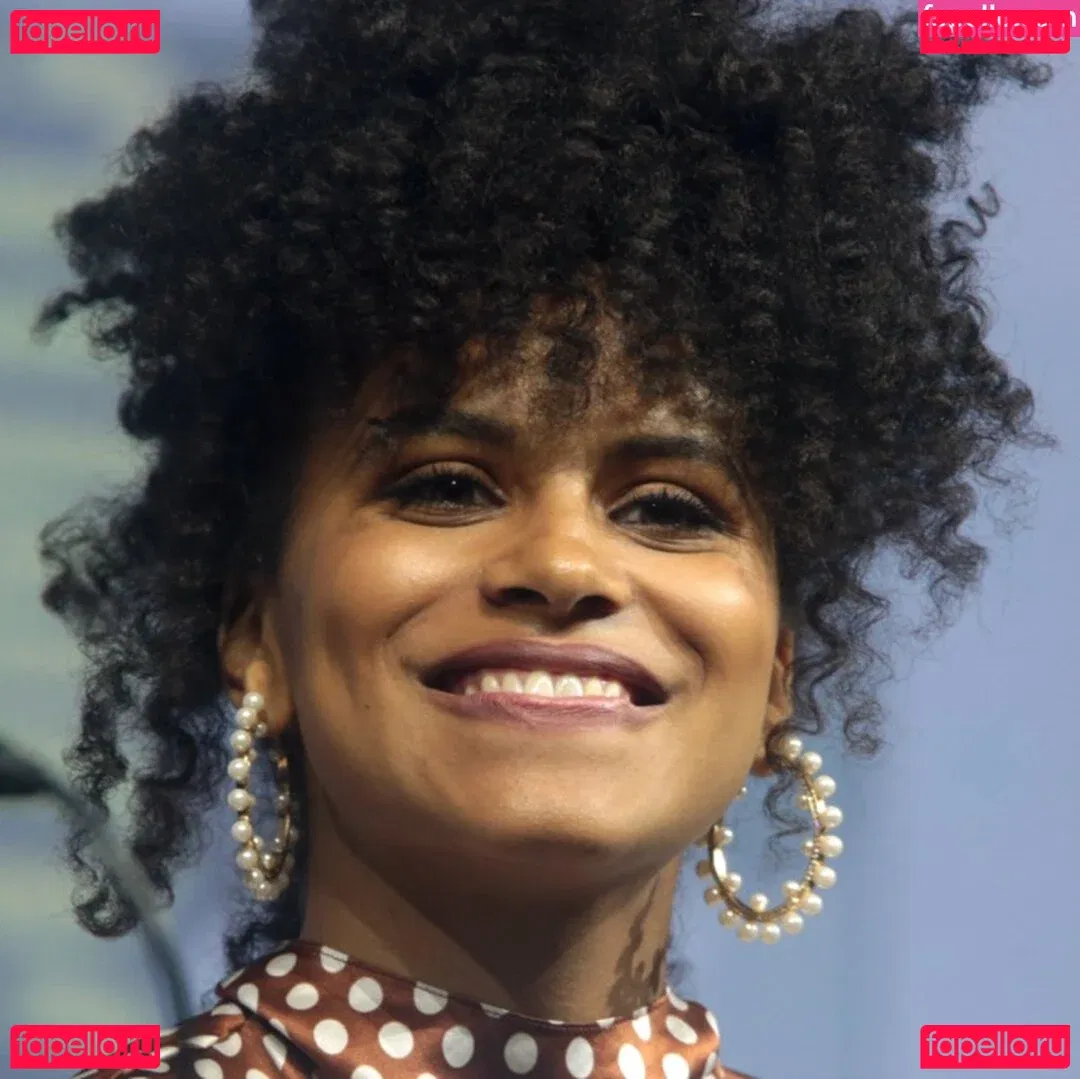 Zazie Beetz Onlyfans Photo Gallery 