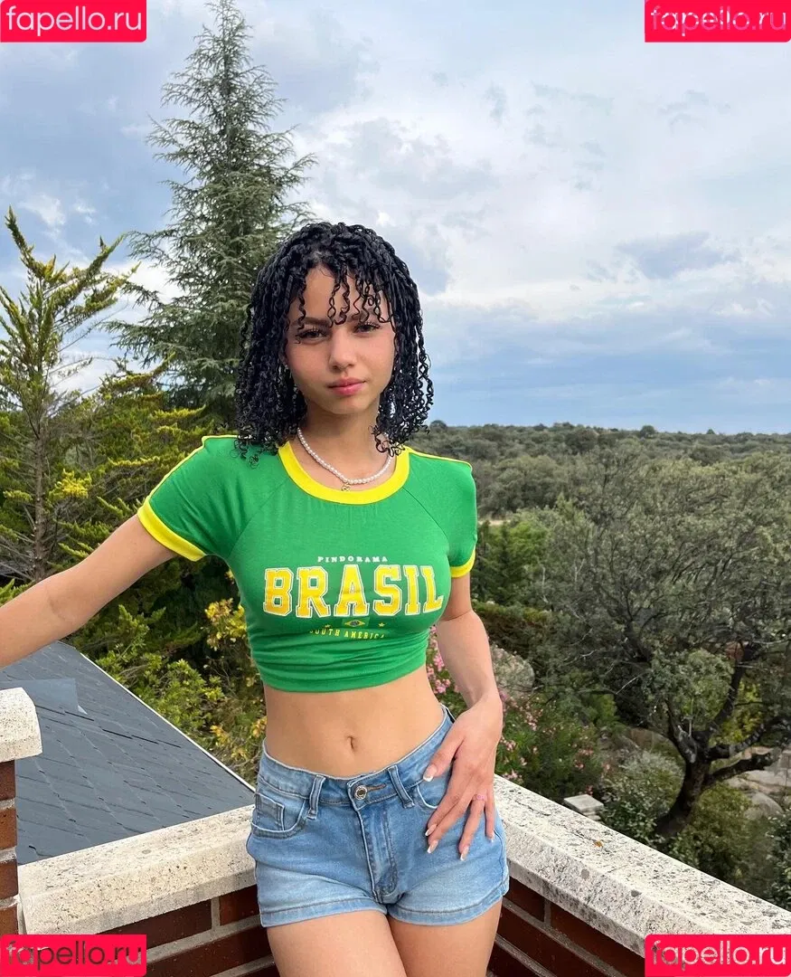 Larissa Kimberlly Onlyfans Photo Gallery 