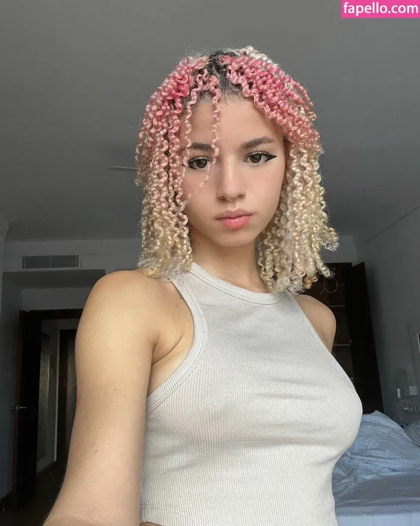 Larissa Kimberlly Onlyfans Photo Gallery 