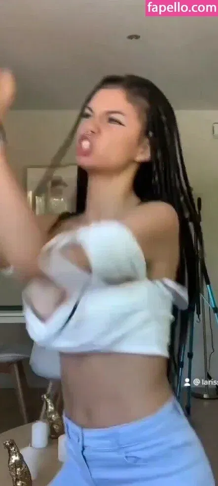 Larissa Kimberlly Onlyfans Photo Gallery 