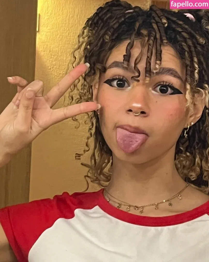 Larissa Kimberlly Onlyfans Photo Gallery 