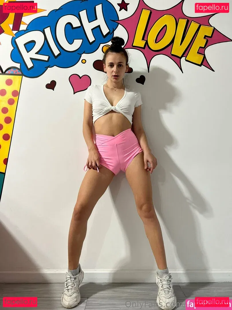 katerich21 Onlyfans Photo Gallery 