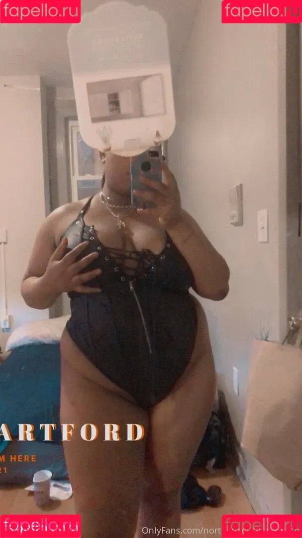 northernsouthernpeach Onlyfans Photo Gallery 