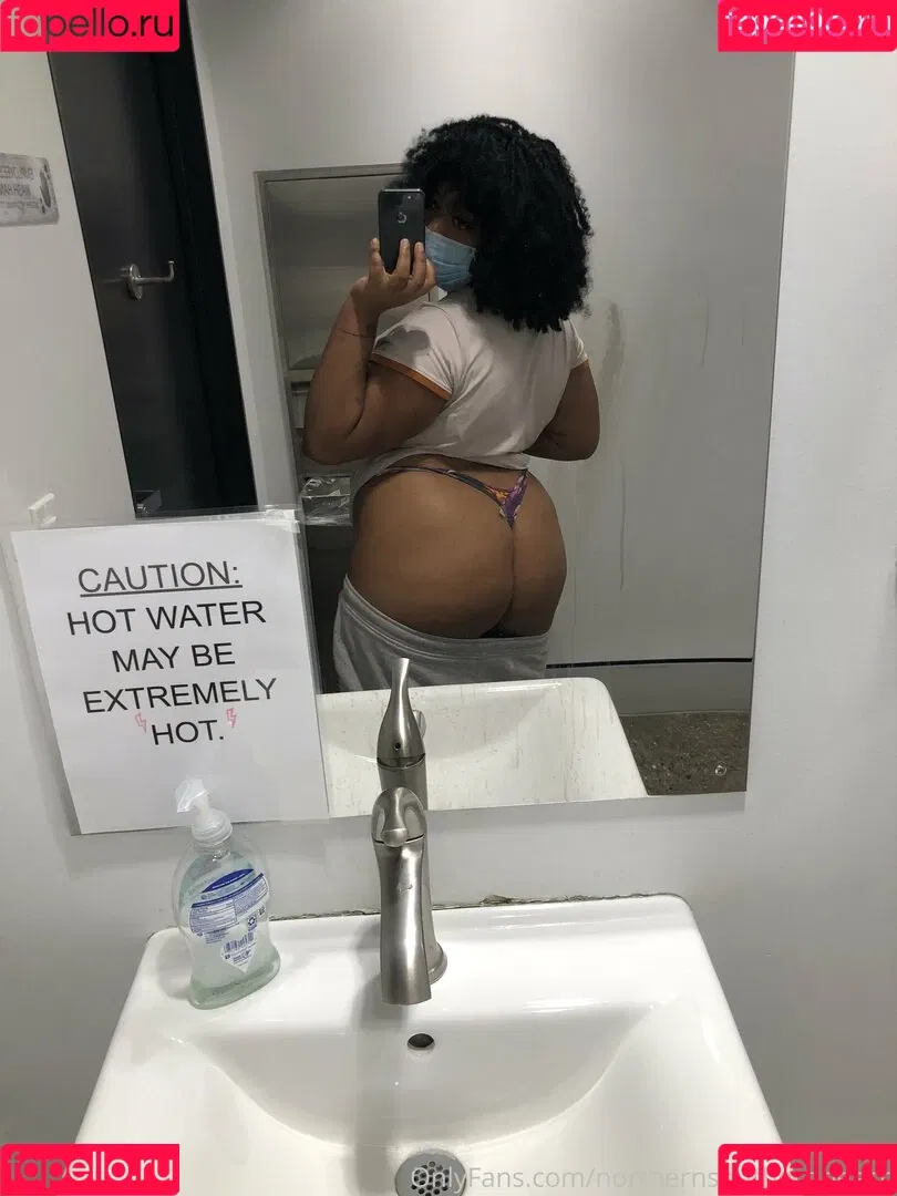 northernsouthernpeach Onlyfans Photo Gallery 