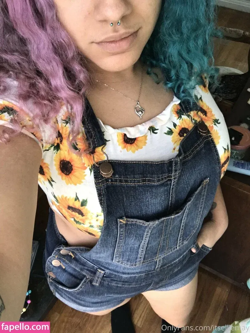 itselliemay Onlyfans Photo Gallery 