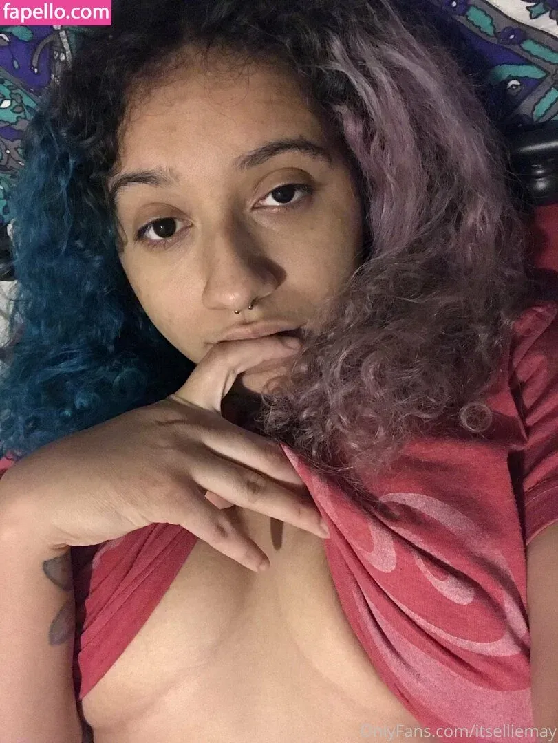 itselliemay Onlyfans Photo Gallery 