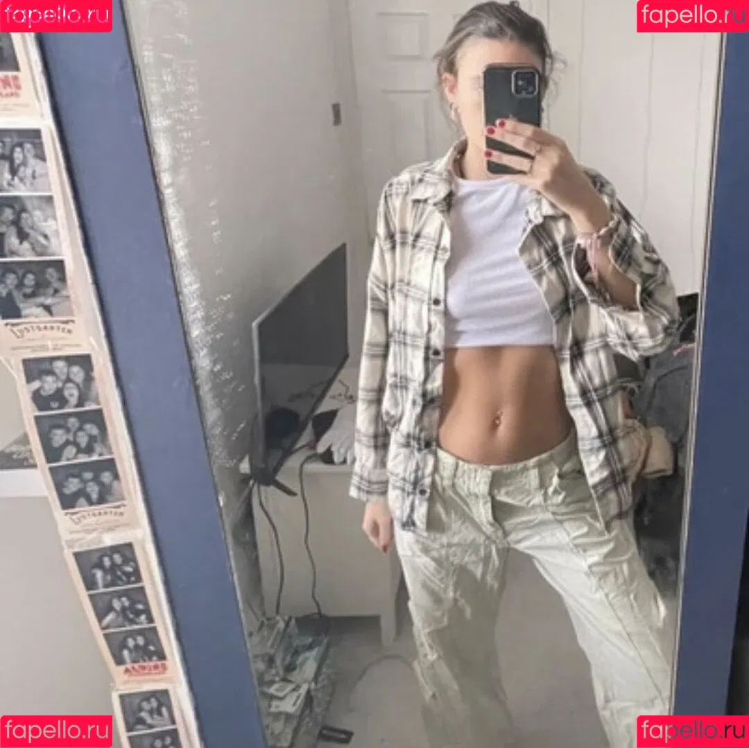 Lara Hopkins Onlyfans Photo Gallery 