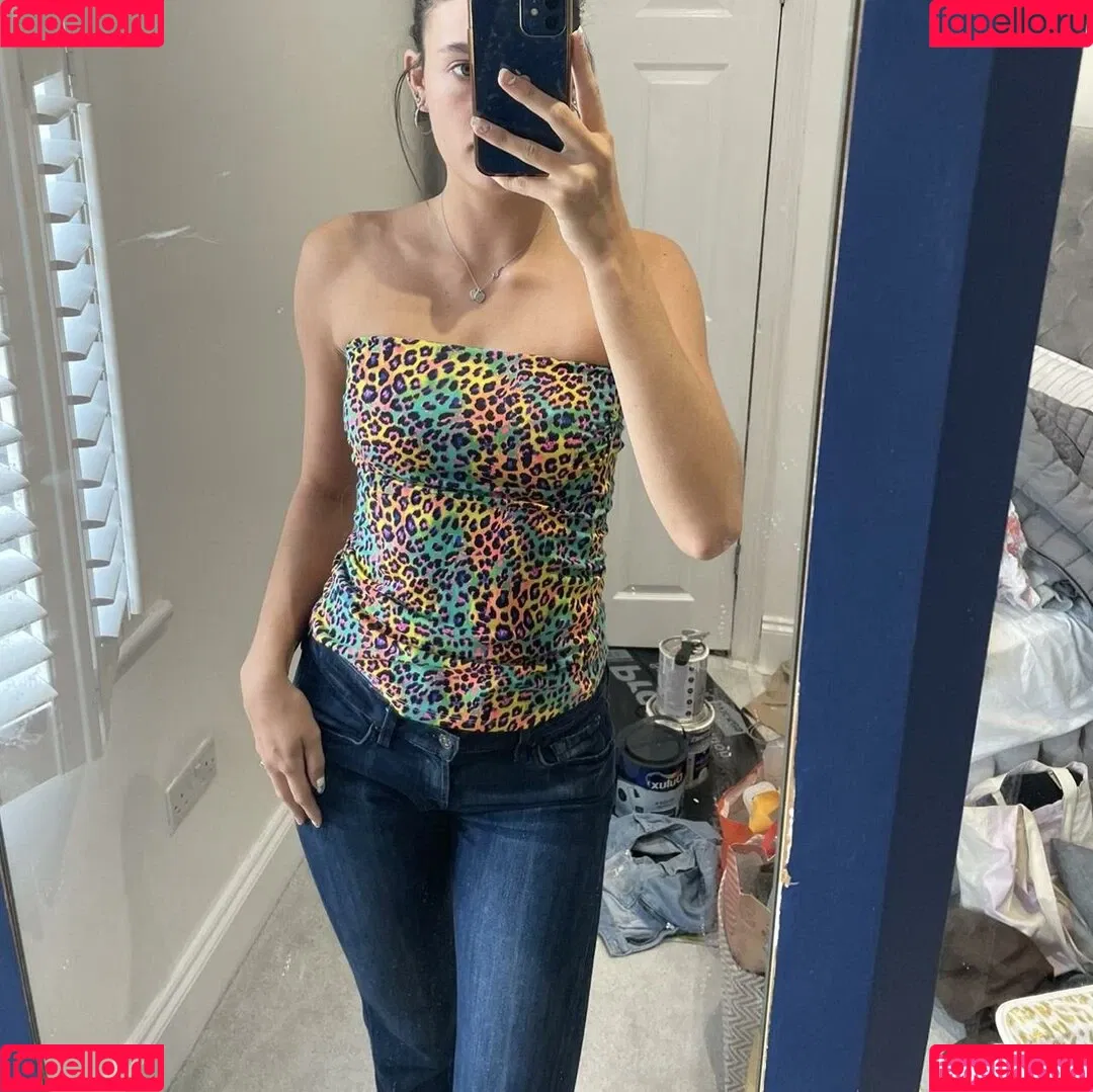 Lara Hopkins Onlyfans Photo Gallery 