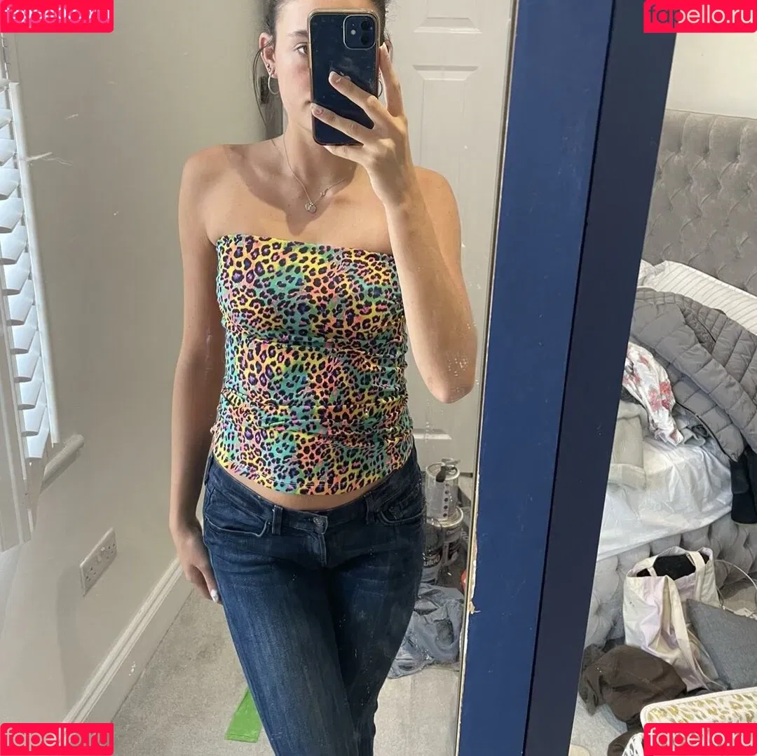 Lara Hopkins Onlyfans Photo Gallery 