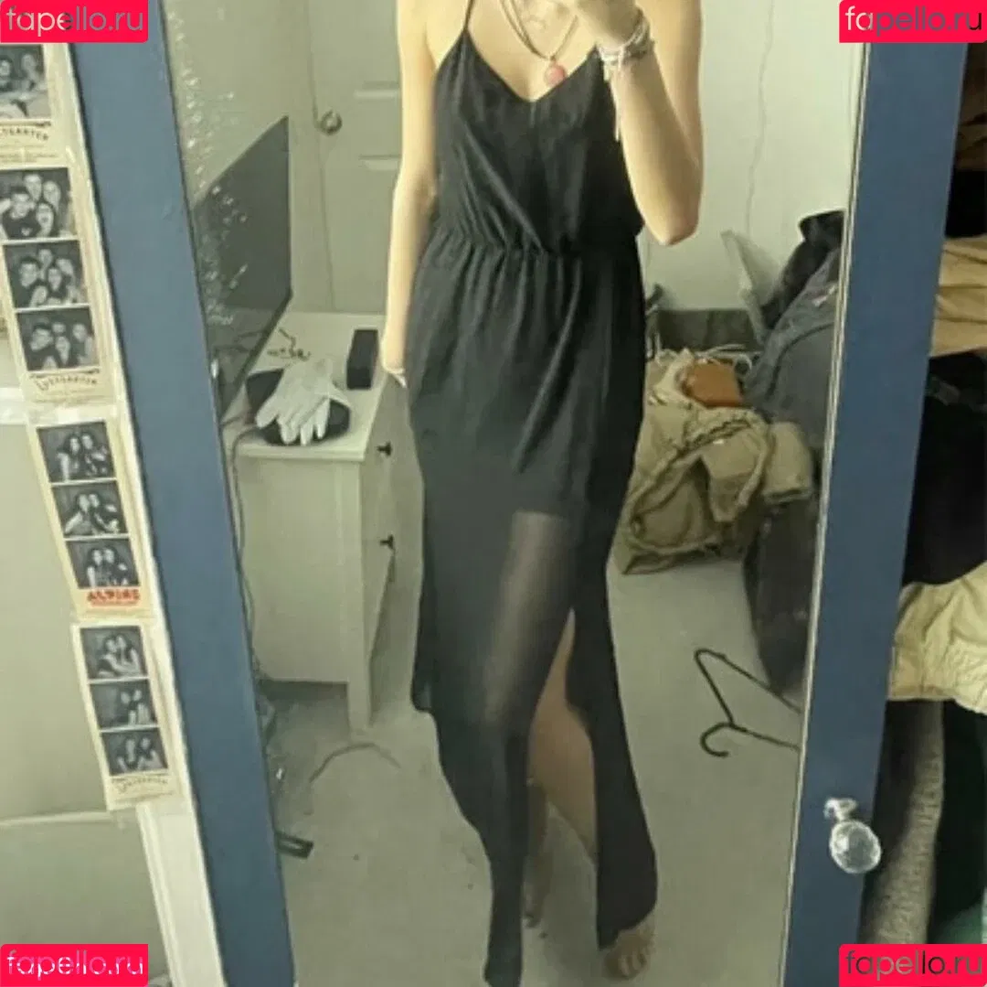 Lara Hopkins Onlyfans Photo Gallery 