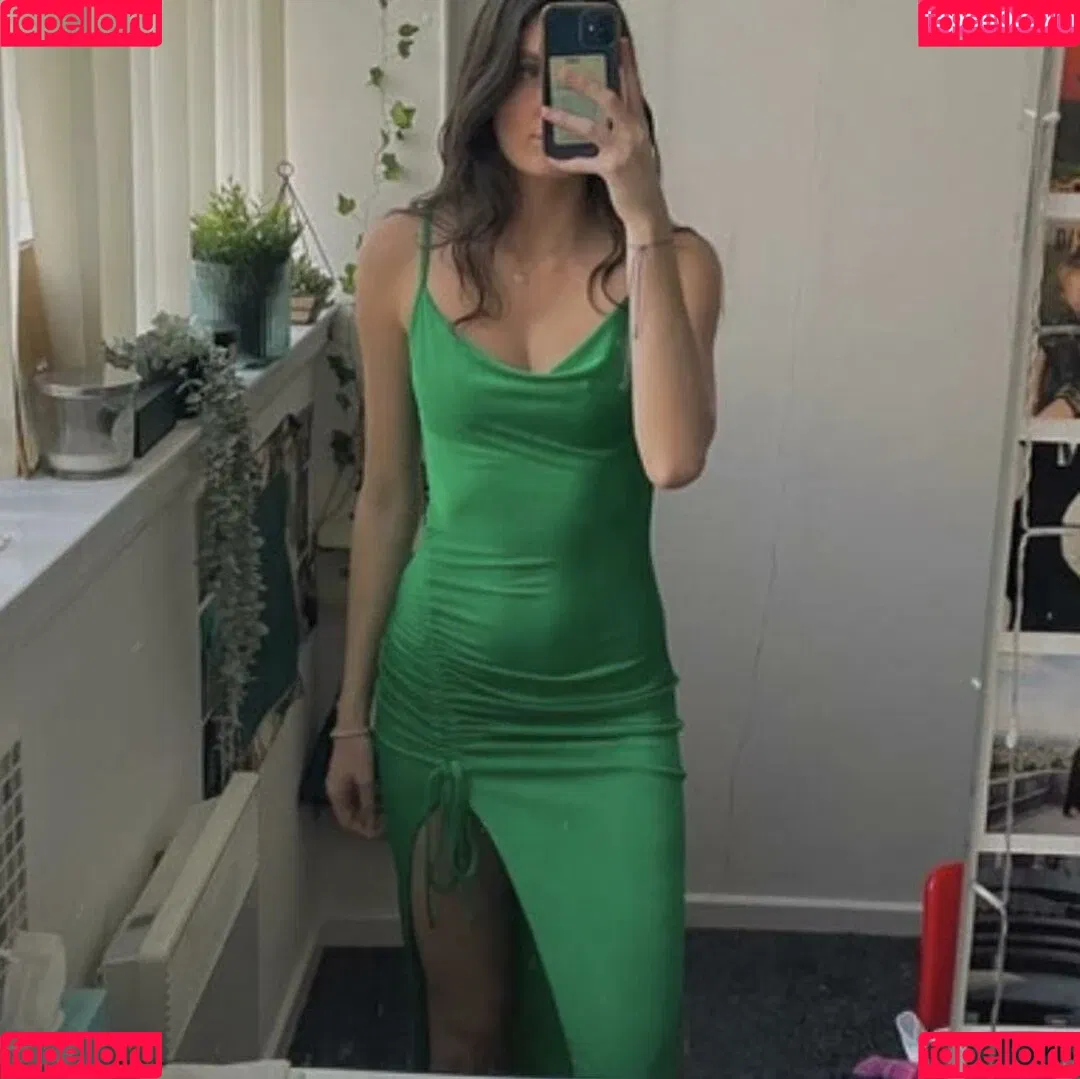 Lara Hopkins Onlyfans Photo Gallery 