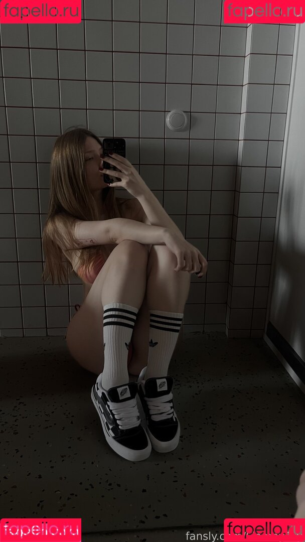 FlameyFay Onlyfans Photo Gallery 