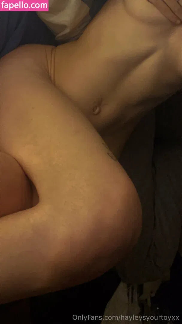 hayleysyourtoyxx Onlyfans Photo Gallery 
