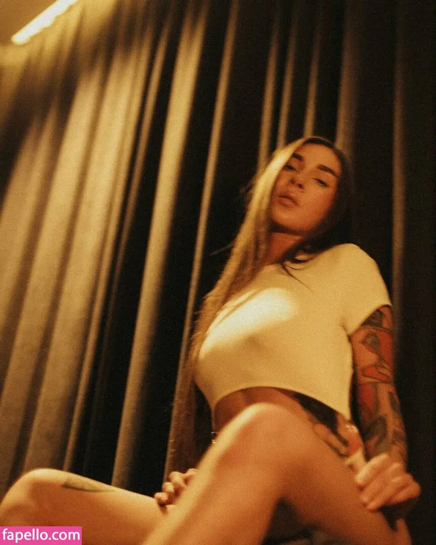 Ndoadot Onlyfans Photo Gallery 